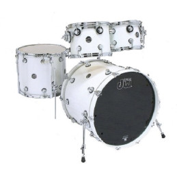 DW PERFORMANCE SET 4 FUSTI white