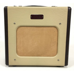 Fender CHAMPION 600