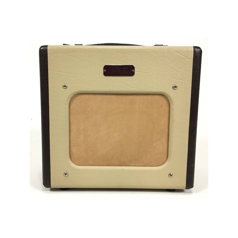 Fender CHAMPION 600