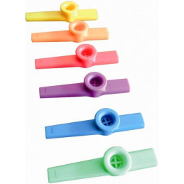 kazoo in plastica
