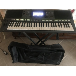 YAMAHA PSR S775 con Bag imbottita