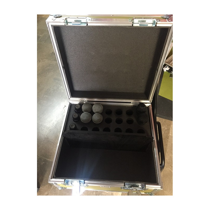 FLIGHT CASE PER 20 MICROFONI E VANO CAVI | Disalvatoremusicstore.it